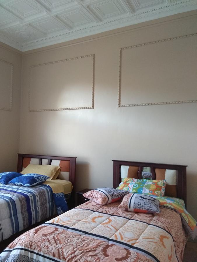 Hostal Mediodia 키토 외부 사진