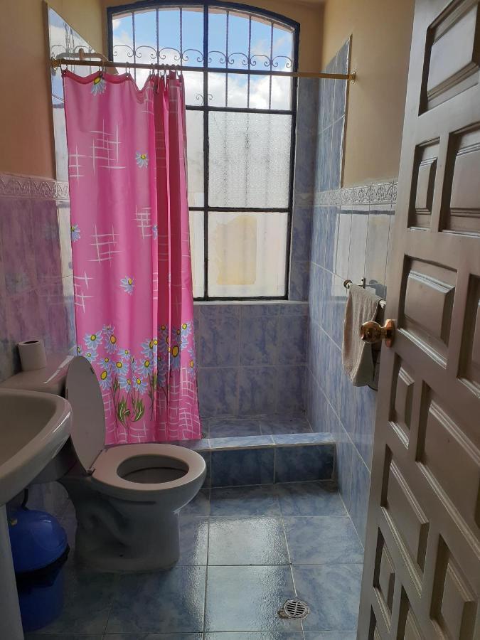 Hostal Mediodia 키토 외부 사진