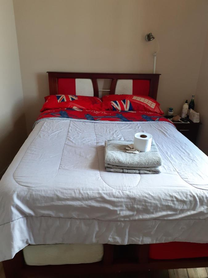 Hostal Mediodia 키토 외부 사진